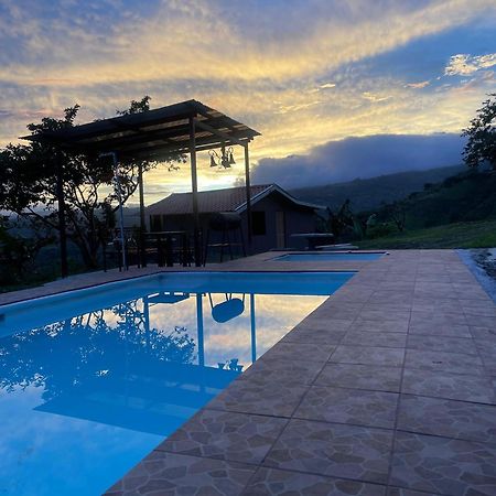La Flor De Loto Villa Cartago Buitenkant foto